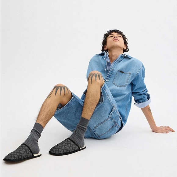 Coach Black and Gray Slippers - Picture 4 of 10